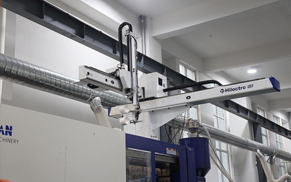 HDPE管件生产车间